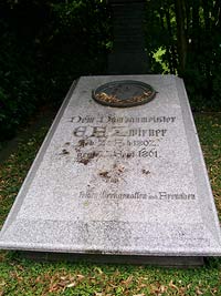 ehrengrab_kl