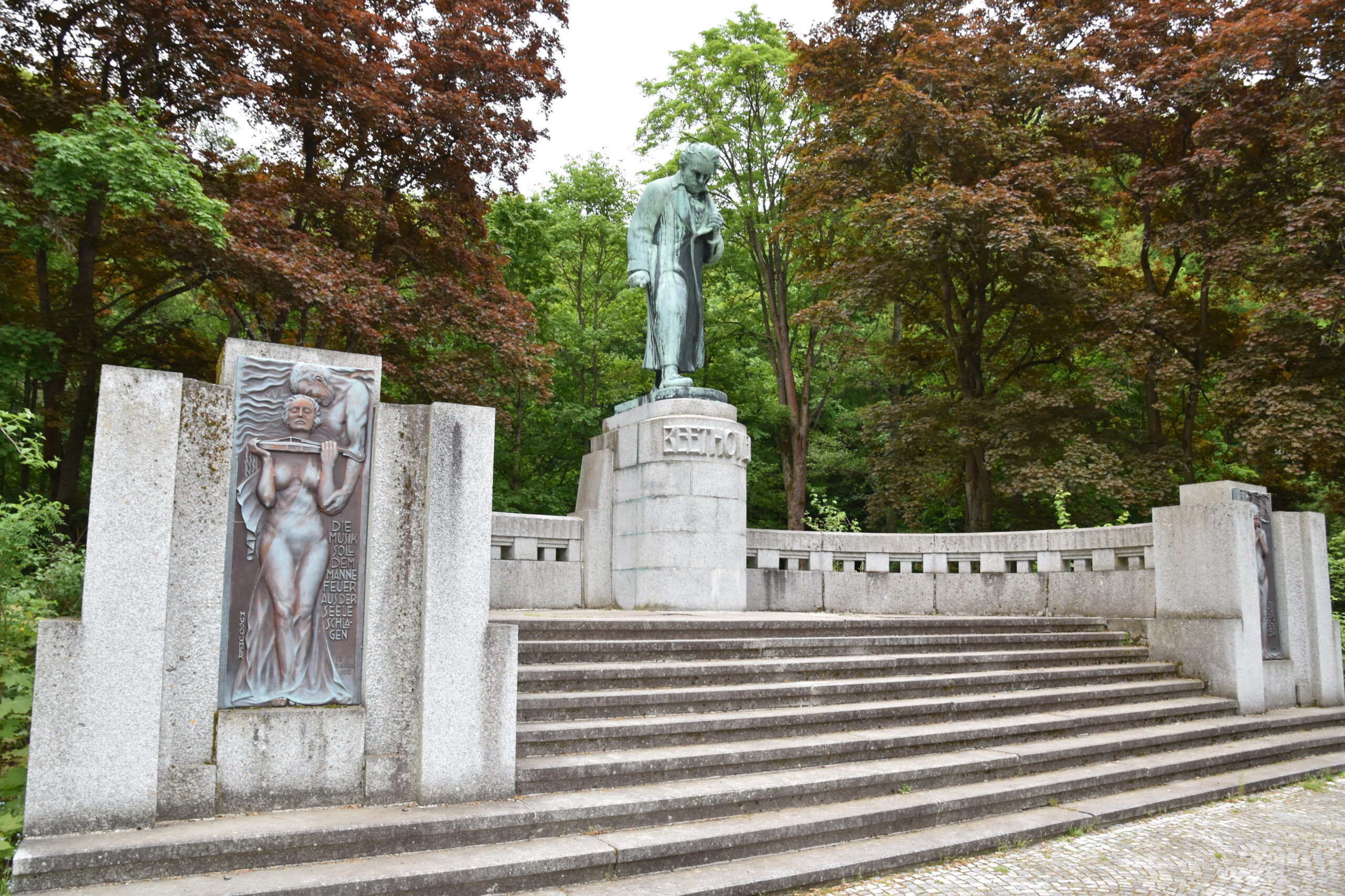 9 Bild 8 Beethovendenkmal in karlsbad